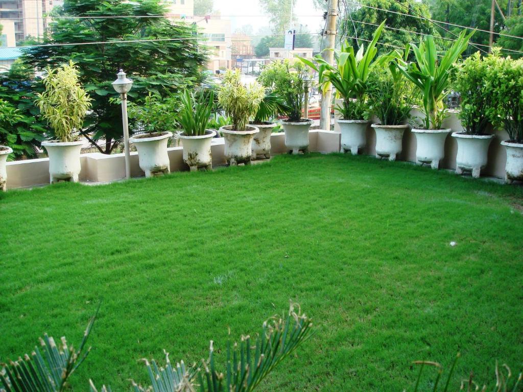 Fabhotel Kashish Residency Sector 26 Нойда Экстерьер фото
