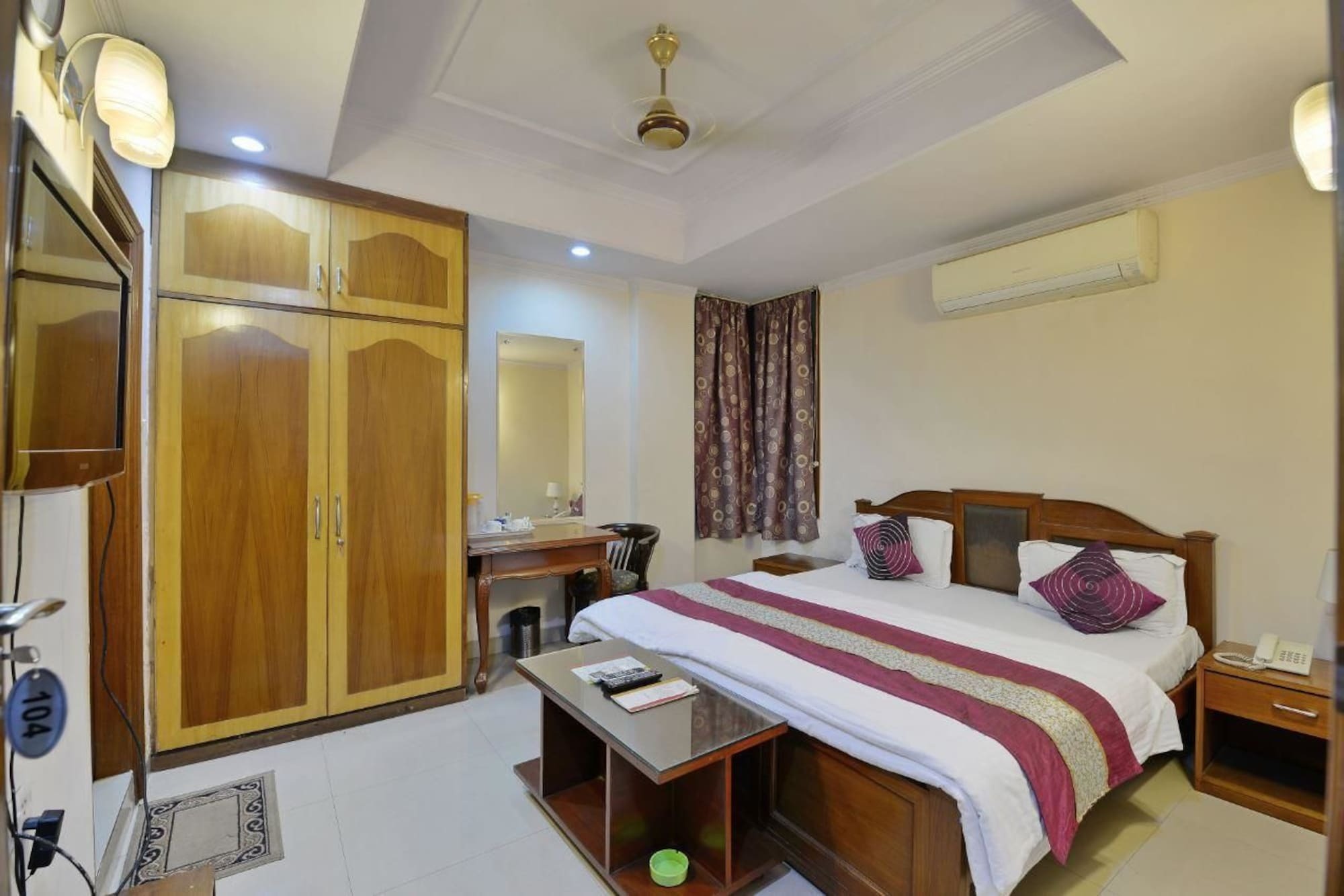 Fabhotel Kashish Residency Sector 26 Нойда Экстерьер фото