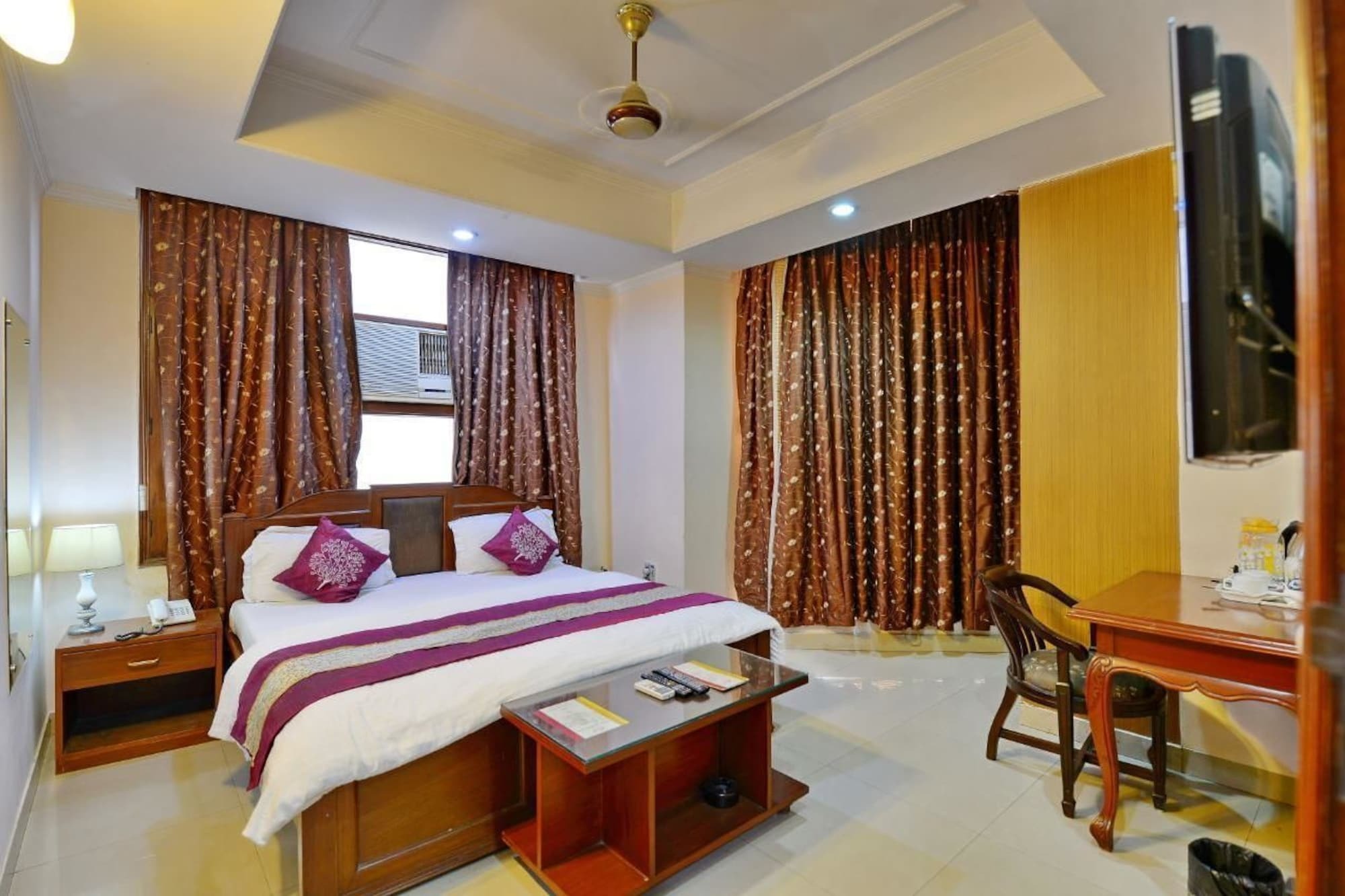 Fabhotel Kashish Residency Sector 26 Нойда Экстерьер фото